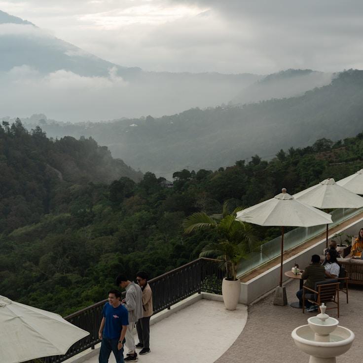 Family terraces and cafés for calm evenings in Lausanne